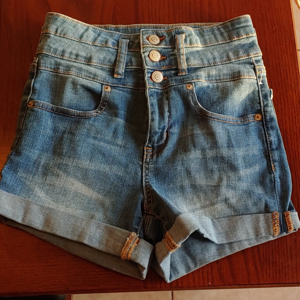 Final sale* new super high midi shorts